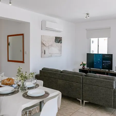 Seaview 3bedroom Penthouse Apartment