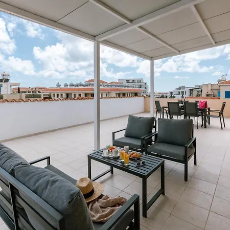 Seaview 3bedroom Penthouse * Paphos