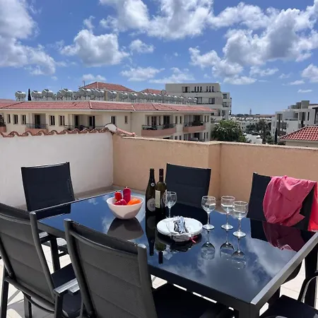 Seaview 3bedroom Penthouse Apartment
